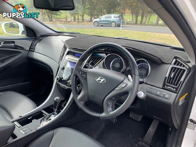 2010 HYUNDAI I45 PREMIUM YF MY11 SEDAN, 4 DOORS, 5 SEATS