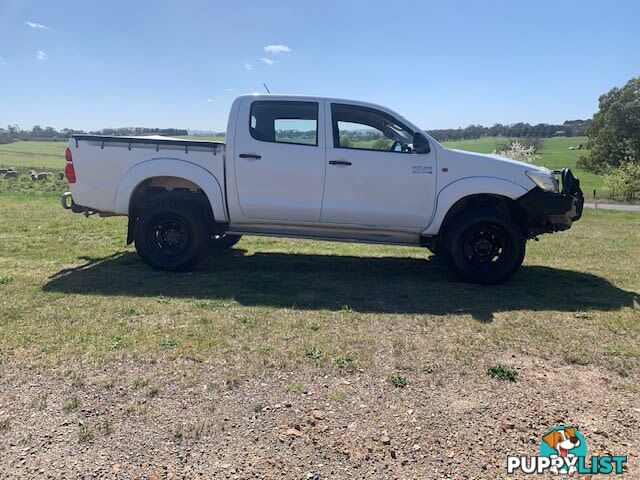 2013 TOYOTA HILUX SR (4X4) KUN26R MY14 UTE TRAY, 4 DOORS, 5 SEATS