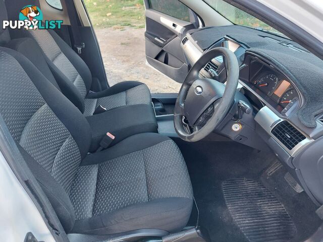 2010 FORD FALCON (LPG) FG UTE TRAY, 2 DOORS, 2 SEATS