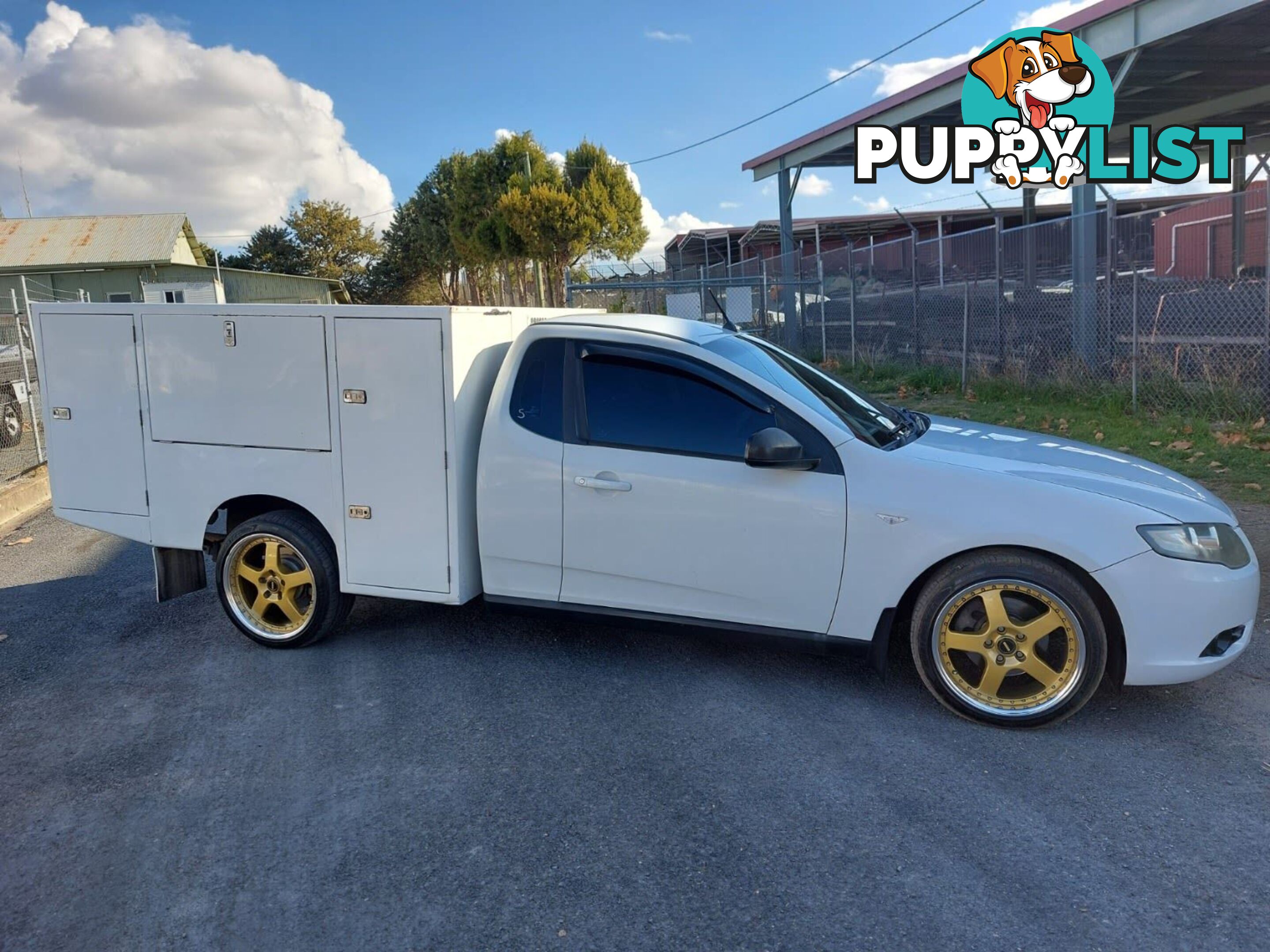 2010 FORD FALCON (LPG) FG UTE TRAY, 2 DOORS, 2 SEATS