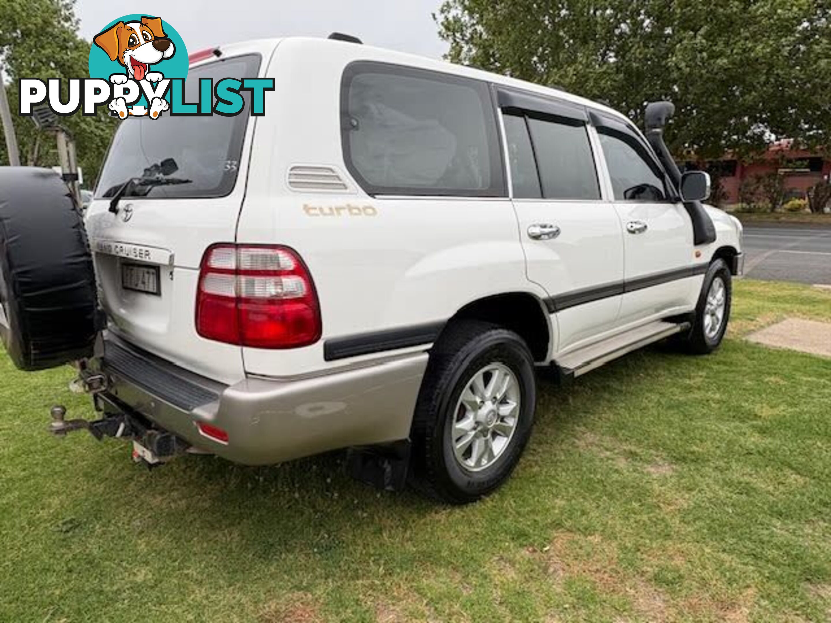 2003 TOYOTA LANDCRUISER (4X4)  WAGON, 5 DOORS, 7 SEATS