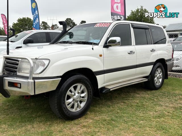 2003 TOYOTA LANDCRUISER (4X4)  WAGON, 5 DOORS, 7 SEATS