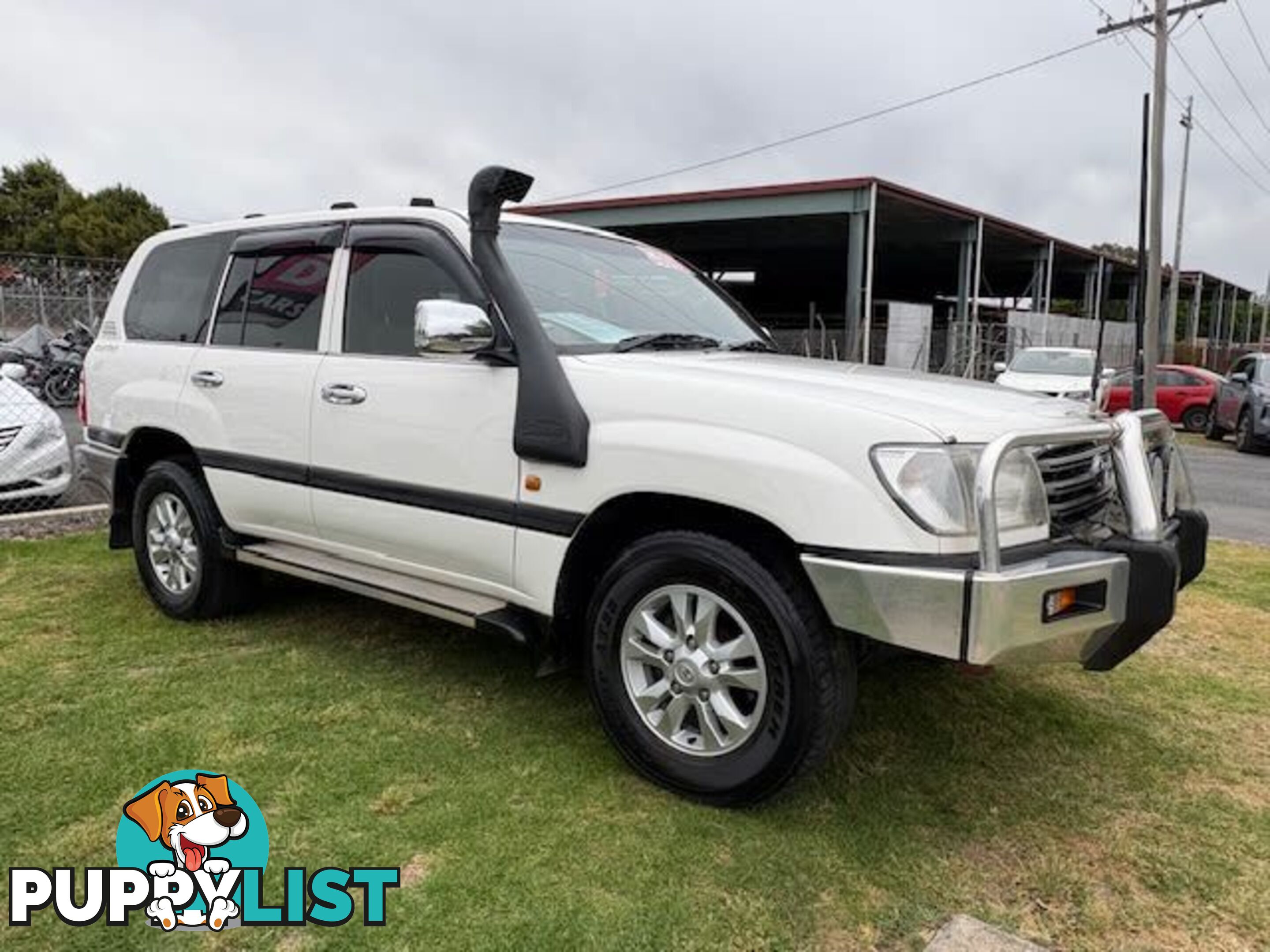 2003 TOYOTA LANDCRUISER (4X4)  WAGON, 5 DOORS, 7 SEATS