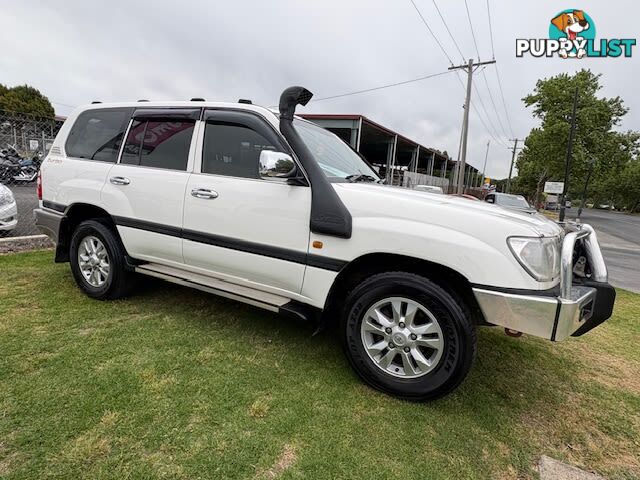 2003 TOYOTA LANDCRUISER (4X4)  WAGON, 5 DOORS, 7 SEATS