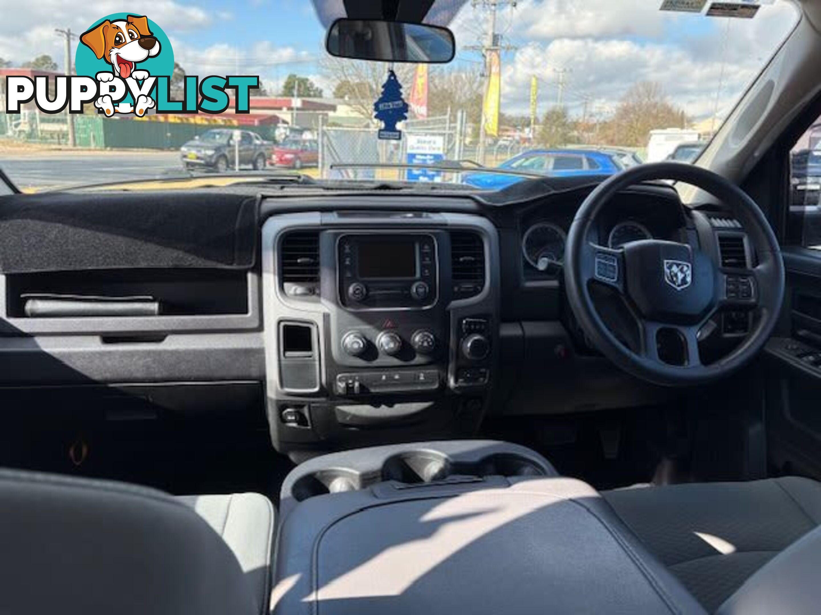 2019 RAM 1500 EXPRESS (4X4) BLACK PACK MY18 UTE TRAY, 4 DOORS, 5 SEATS