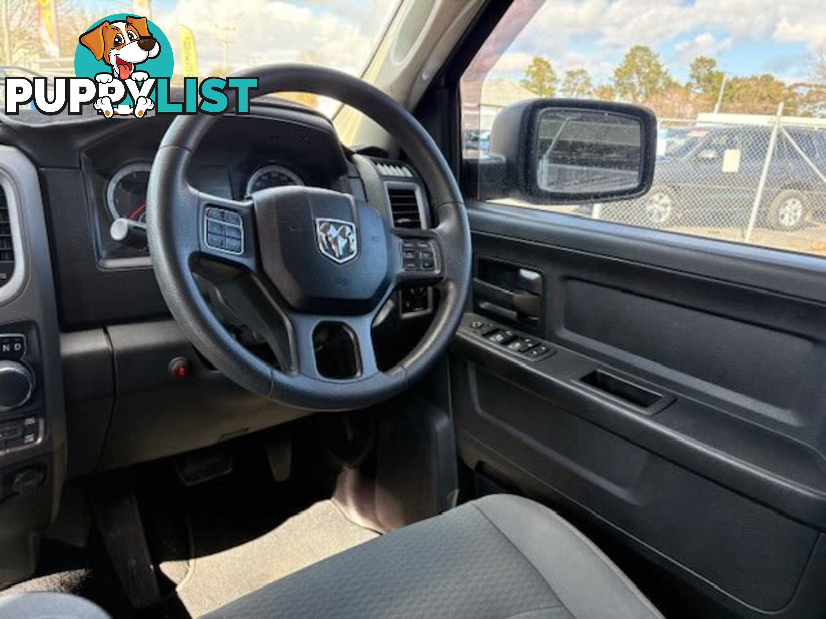 2019 RAM 1500 EXPRESS (4X4) BLACK PACK MY18 UTE TRAY, 4 DOORS, 5 SEATS