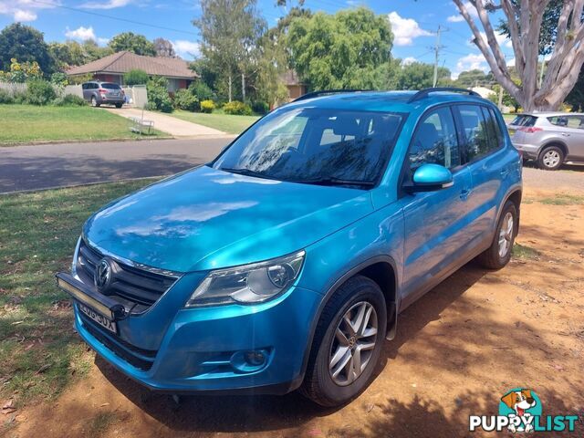 2008 VOLKSWAGEN TIGUAN 103 TDI 5NC MY09 SUV, 4 DOORS, 5 SEATS