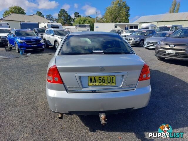 2004 HOLDEN COMMODORE EXECUTIVE VYII SEDAN, 4 DOORS, 5 SEATS