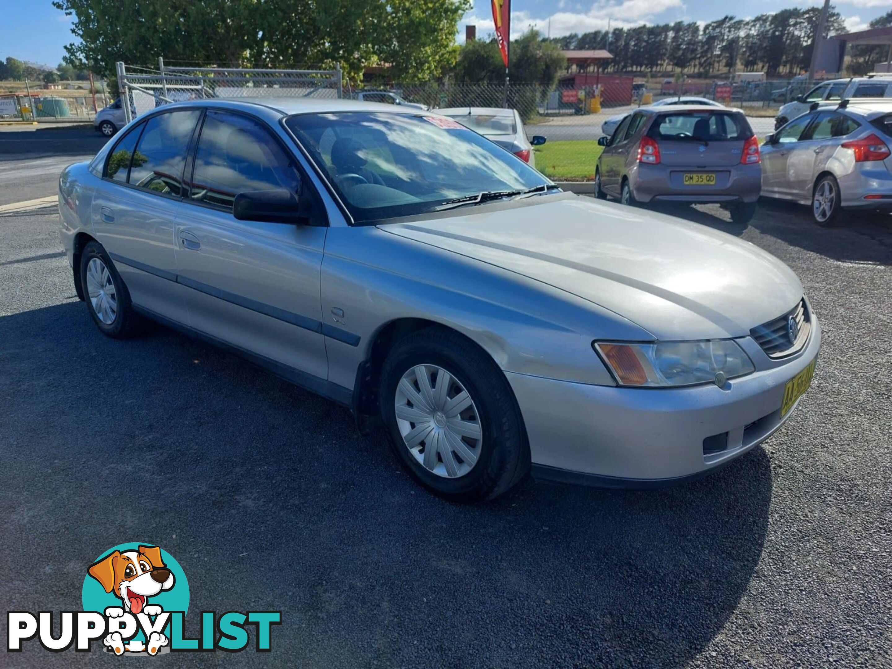 2004 HOLDEN COMMODORE EXECUTIVE VYII SEDAN, 4 DOORS, 5 SEATS