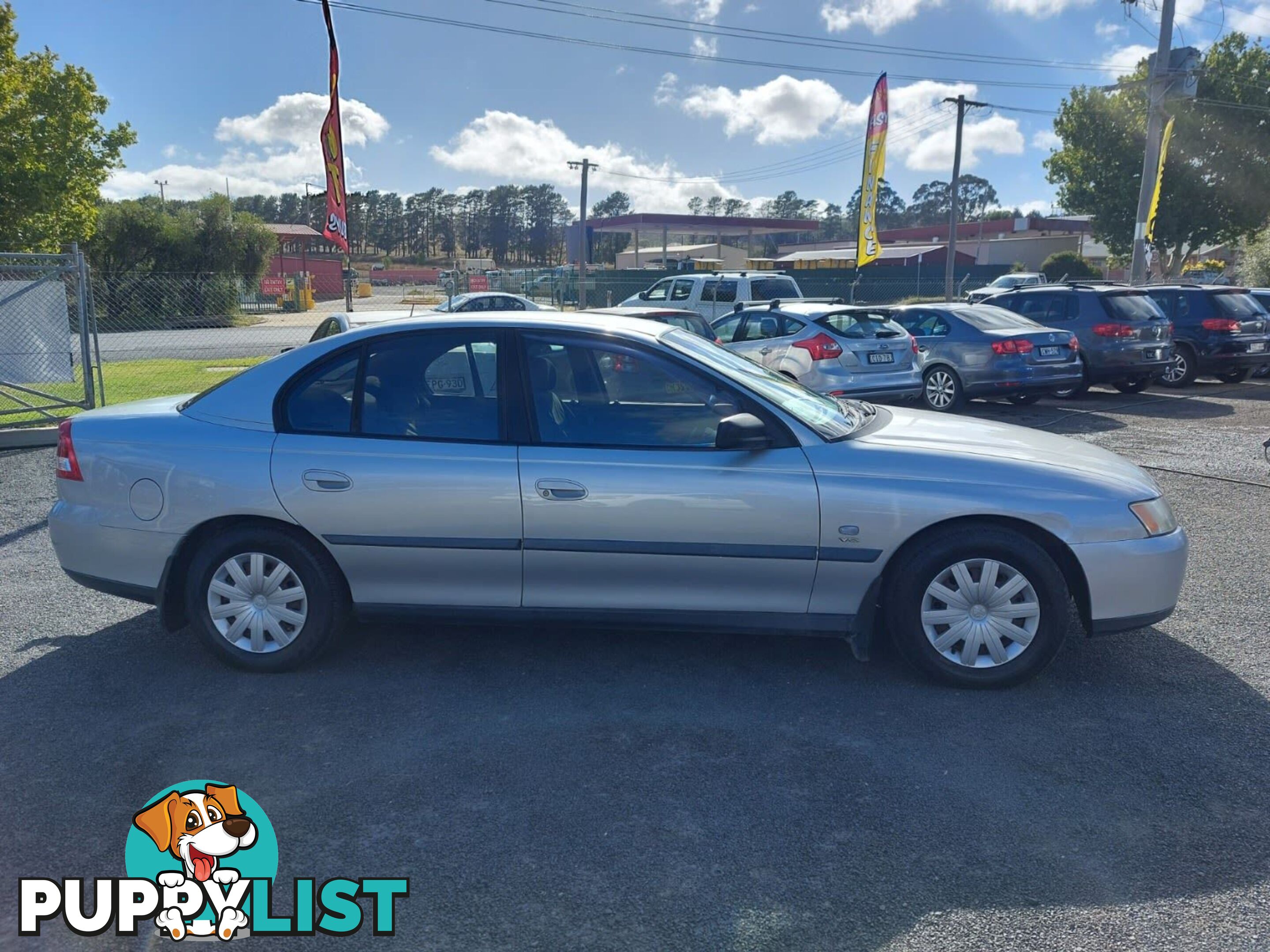 2004 HOLDEN COMMODORE EXECUTIVE VYII SEDAN, 4 DOORS, 5 SEATS