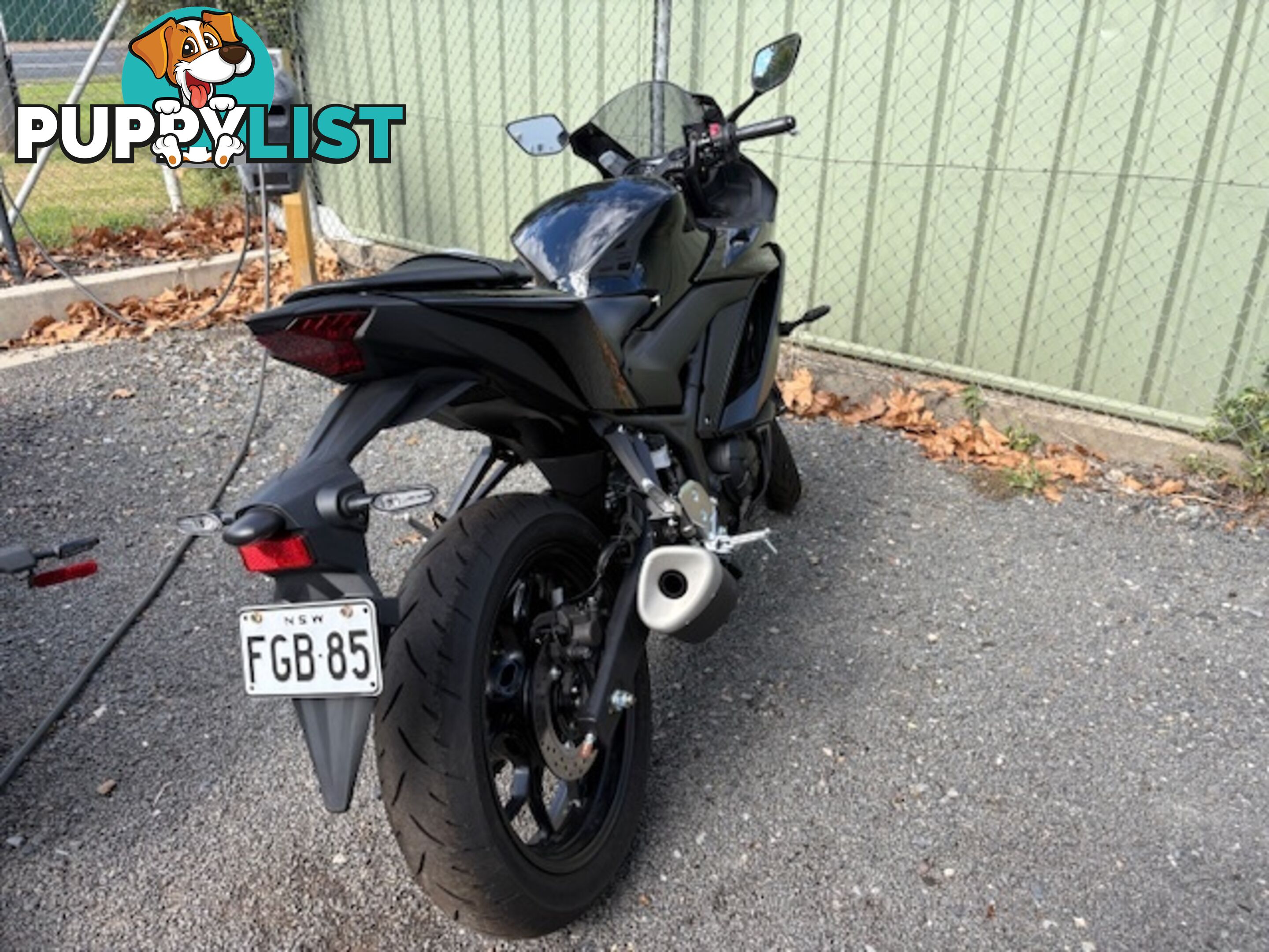 2022 Yamaha YZF-R3 Racing