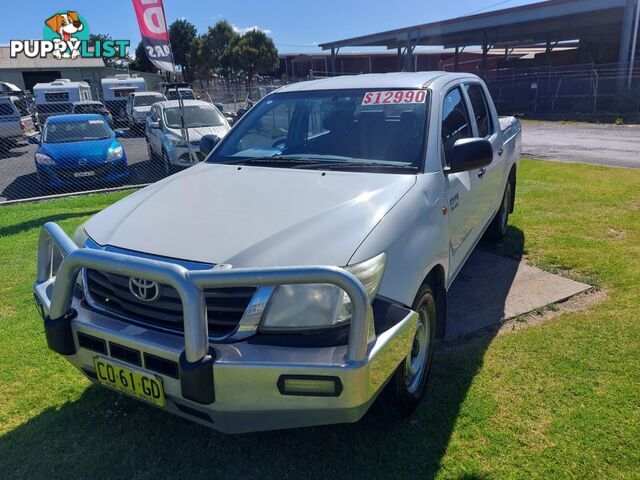 2012 TOYOTA HILUX SR GGN15R MY12 UTE TRAY, 4 DOORS, 5 SEATS