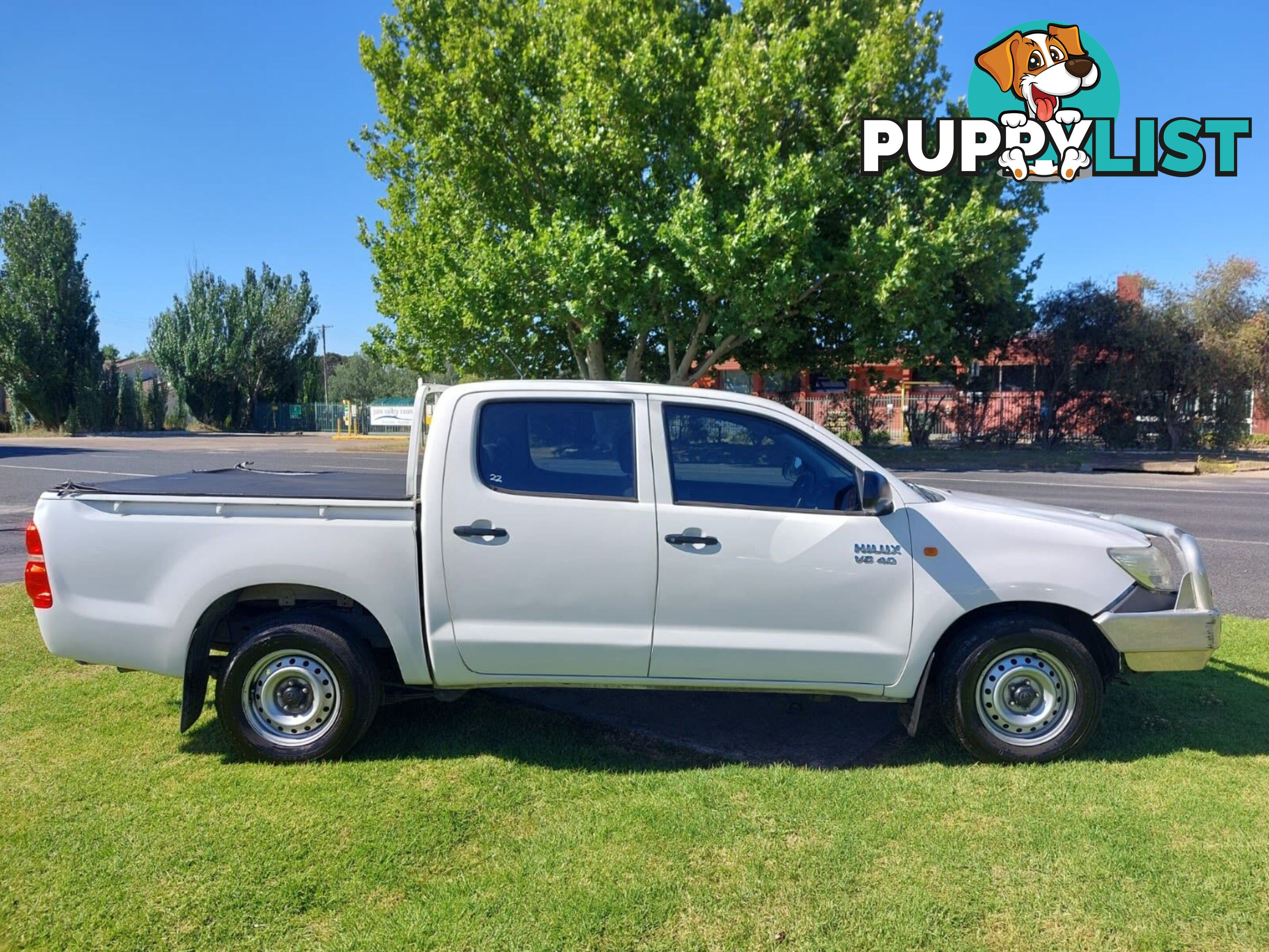 2012 TOYOTA HILUX SR GGN15R MY12 UTE TRAY, 4 DOORS, 5 SEATS