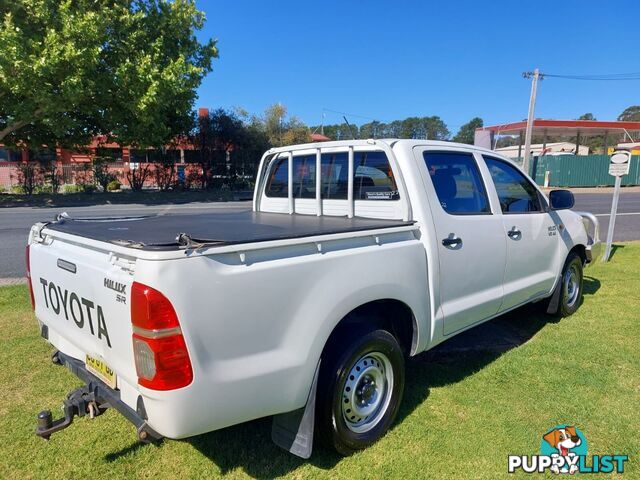 2012 TOYOTA HILUX SR GGN15R MY12 UTE TRAY, 4 DOORS, 5 SEATS