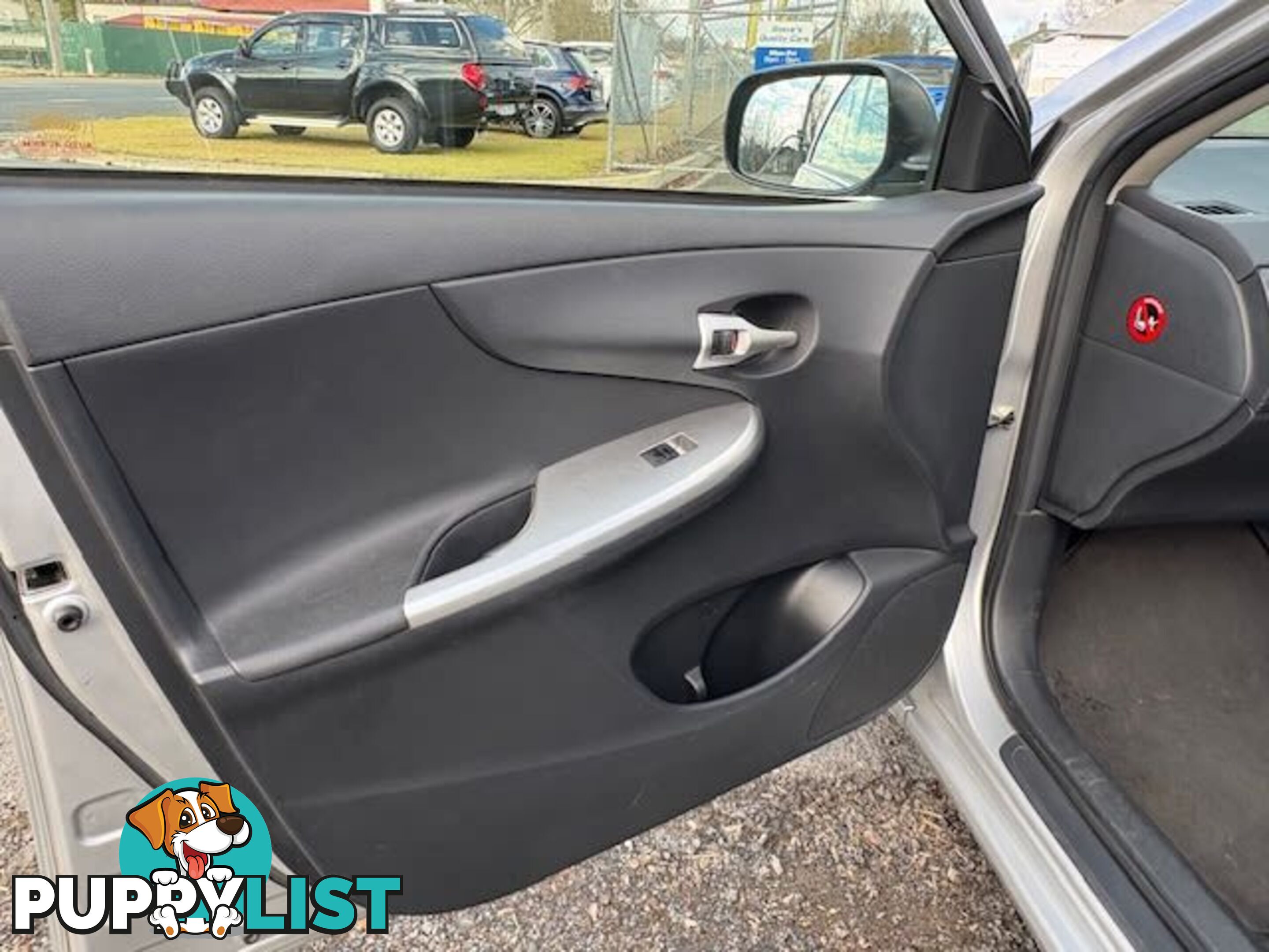 2011 TOYOTA COROLLA ULTIMA ZRE153R MY11 SEDAN, 4 DOORS, 5 SEATS