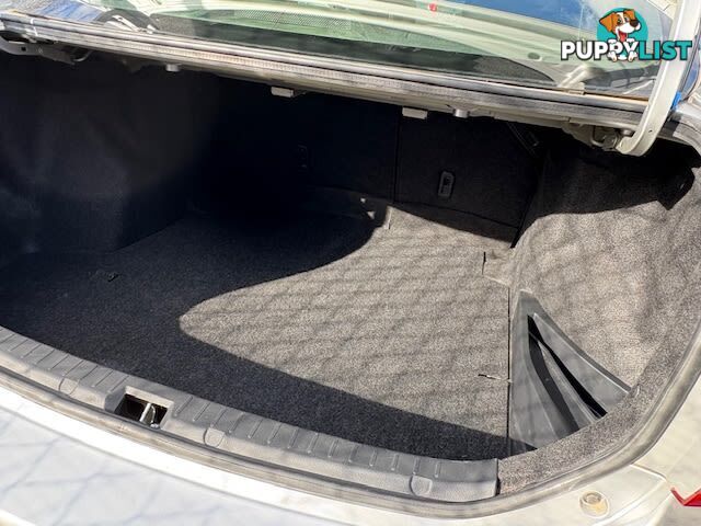 2011 TOYOTA COROLLA ULTIMA ZRE153R MY11 SEDAN, 4 DOORS, 5 SEATS