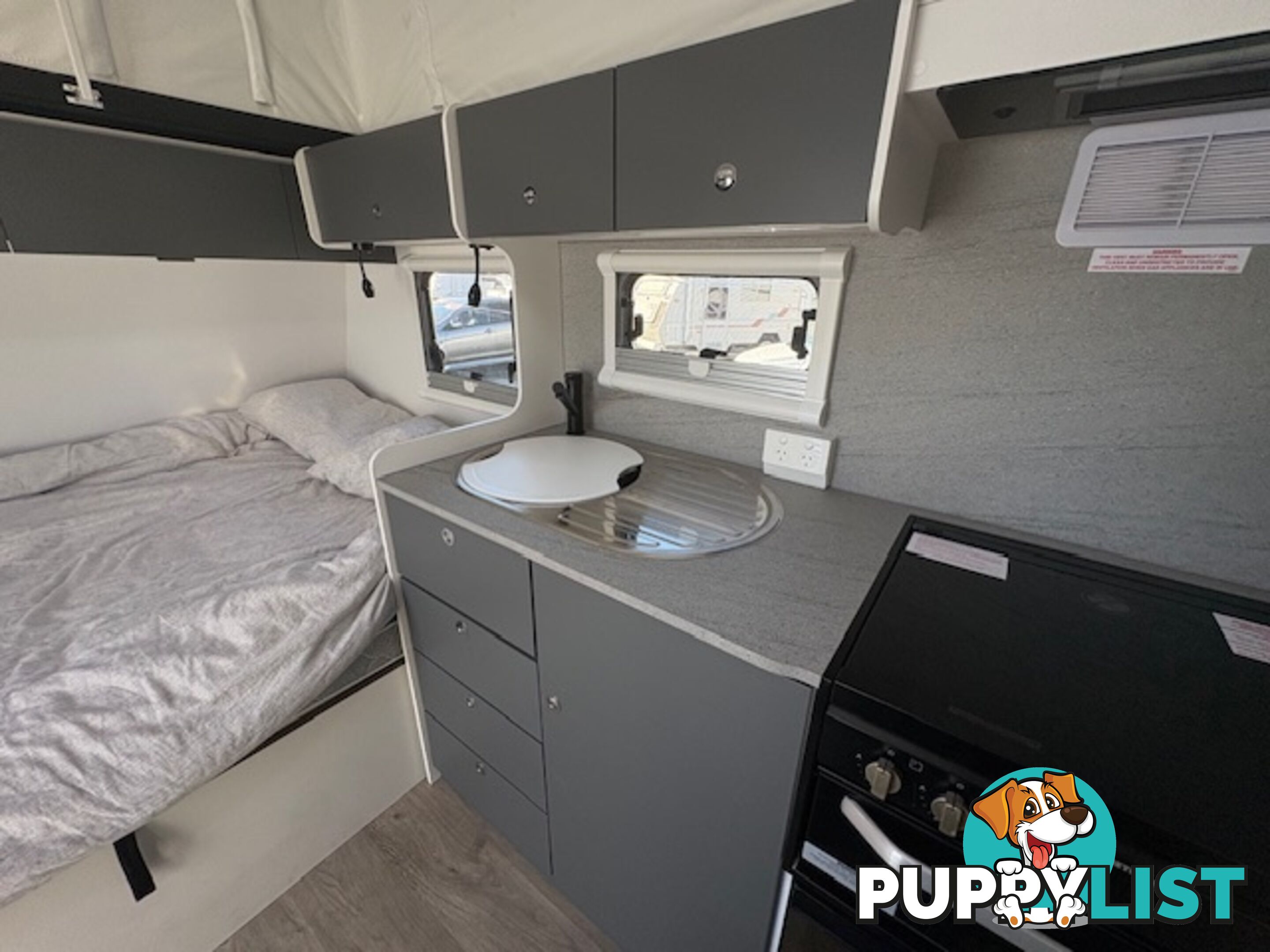 2024 Jayco 17.58-3 STARCRAFT OUTBACK