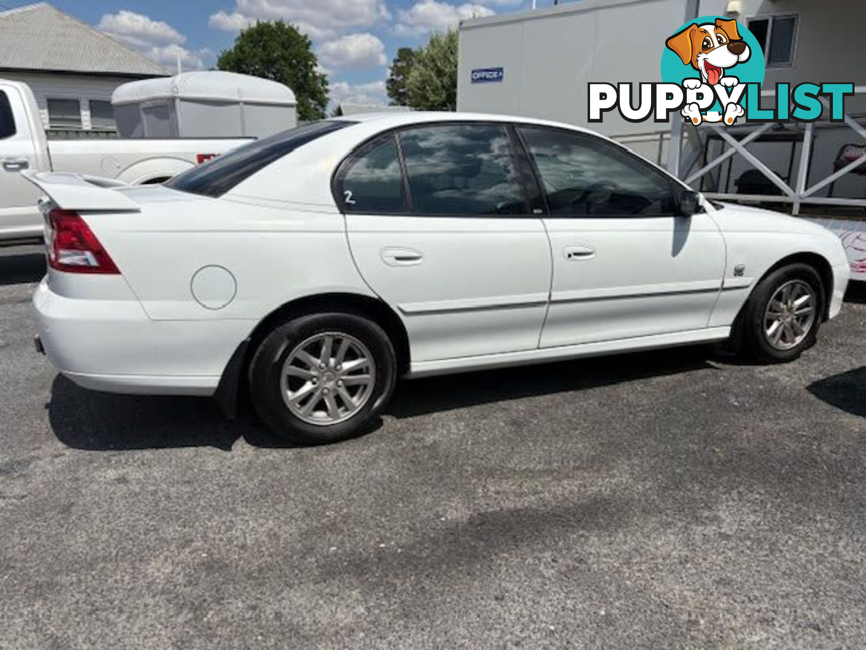 2004 HOLDEN COMMODORE ACCLAIM VYII SEDAN, 4 DOORS, 5 SEATS