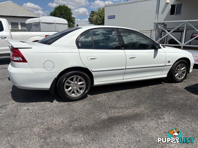 2004 HOLDEN COMMODORE ACCLAIM VYII SEDAN, 4 DOORS, 5 SEATS