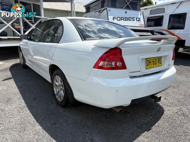 2004 HOLDEN COMMODORE ACCLAIM VYII SEDAN, 4 DOORS, 5 SEATS