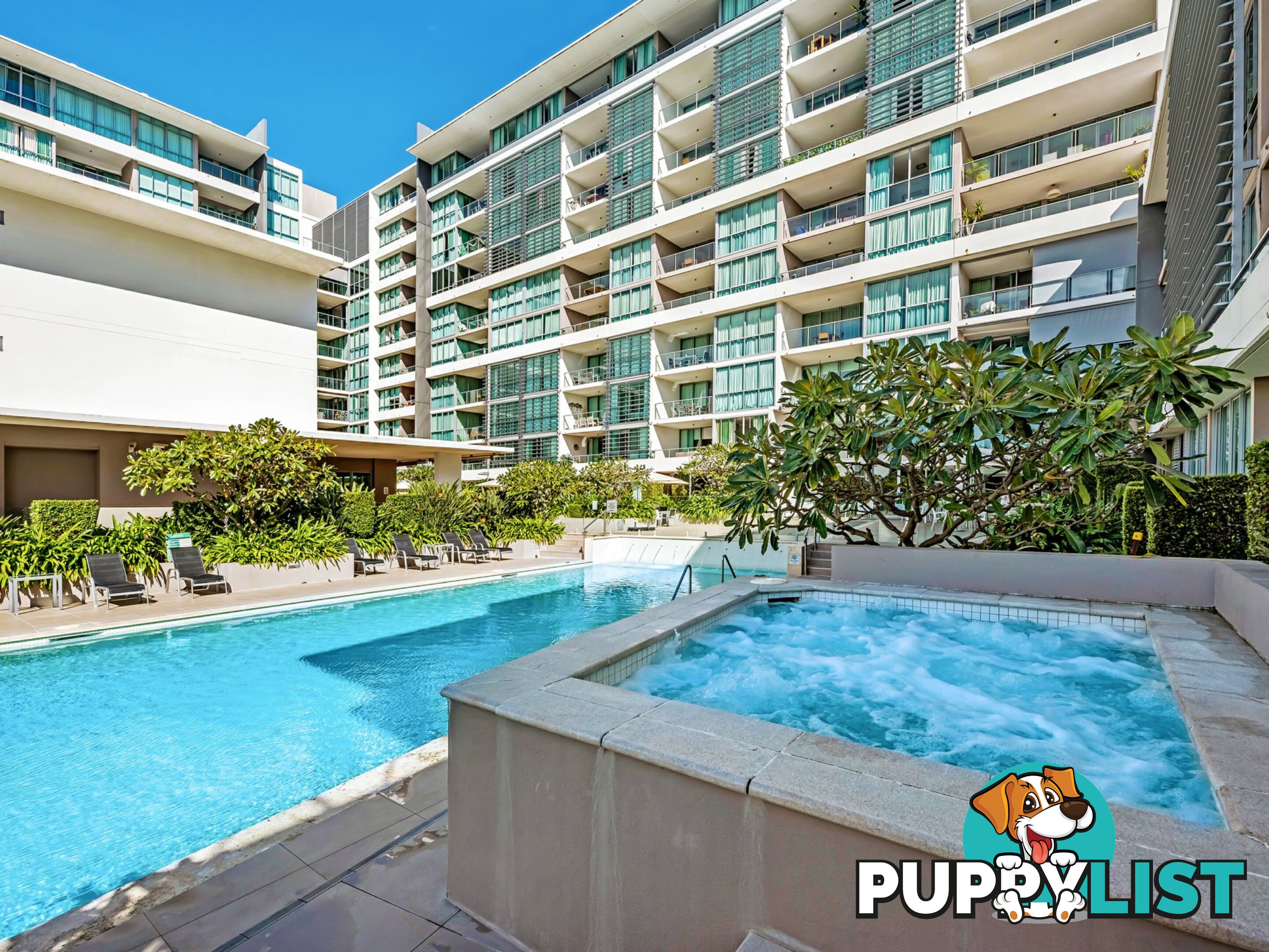 2111/33 T E Peters Drive BROADBEACH WATERS QLD 4218