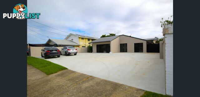 130 Ashmore Road BENOWA QLD 4217