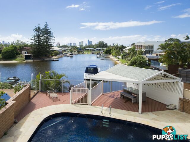 25 Sophie Ave BROADBEACH WATERS QLD 4218