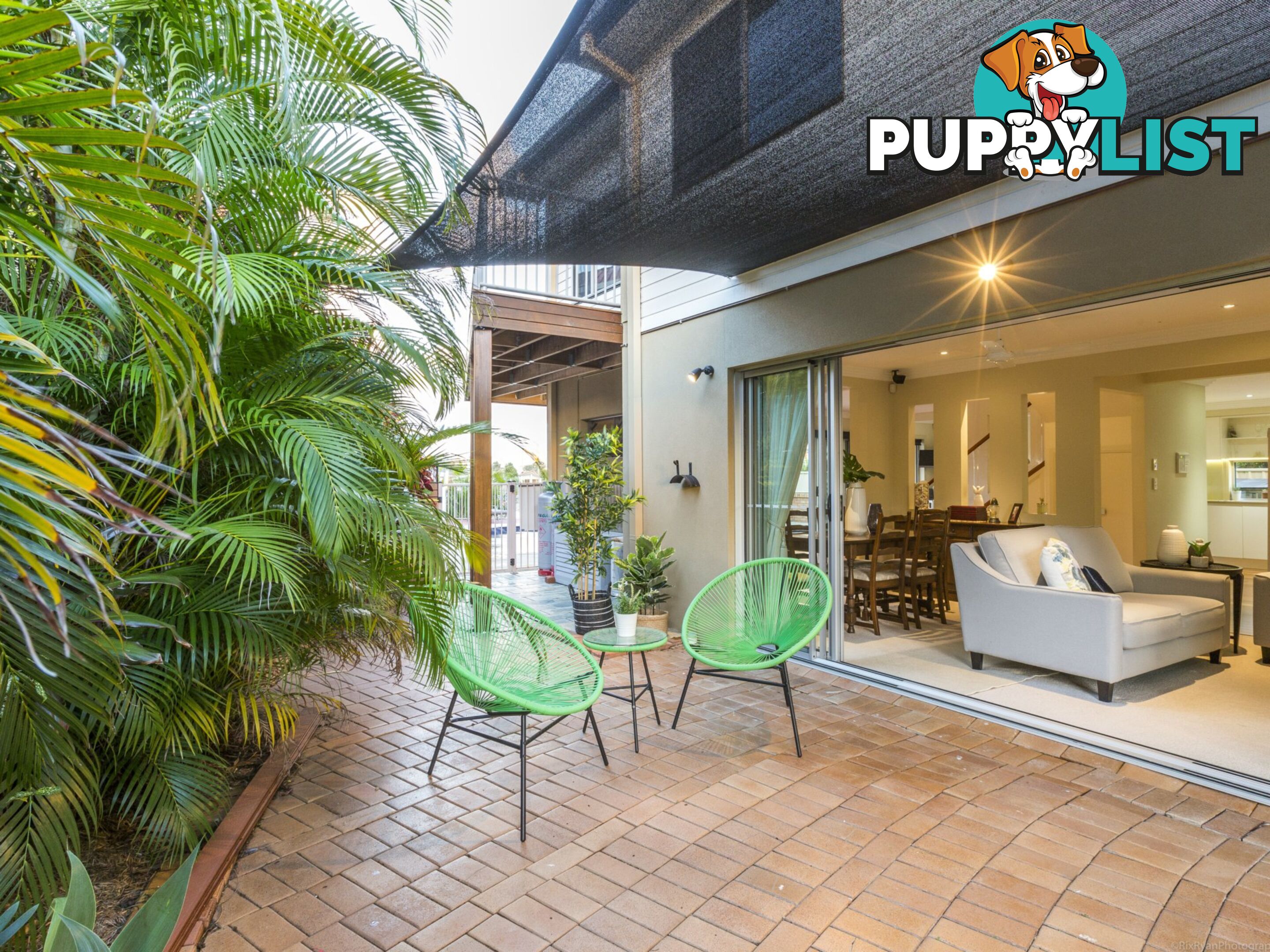 25 Sophie Ave BROADBEACH WATERS QLD 4218