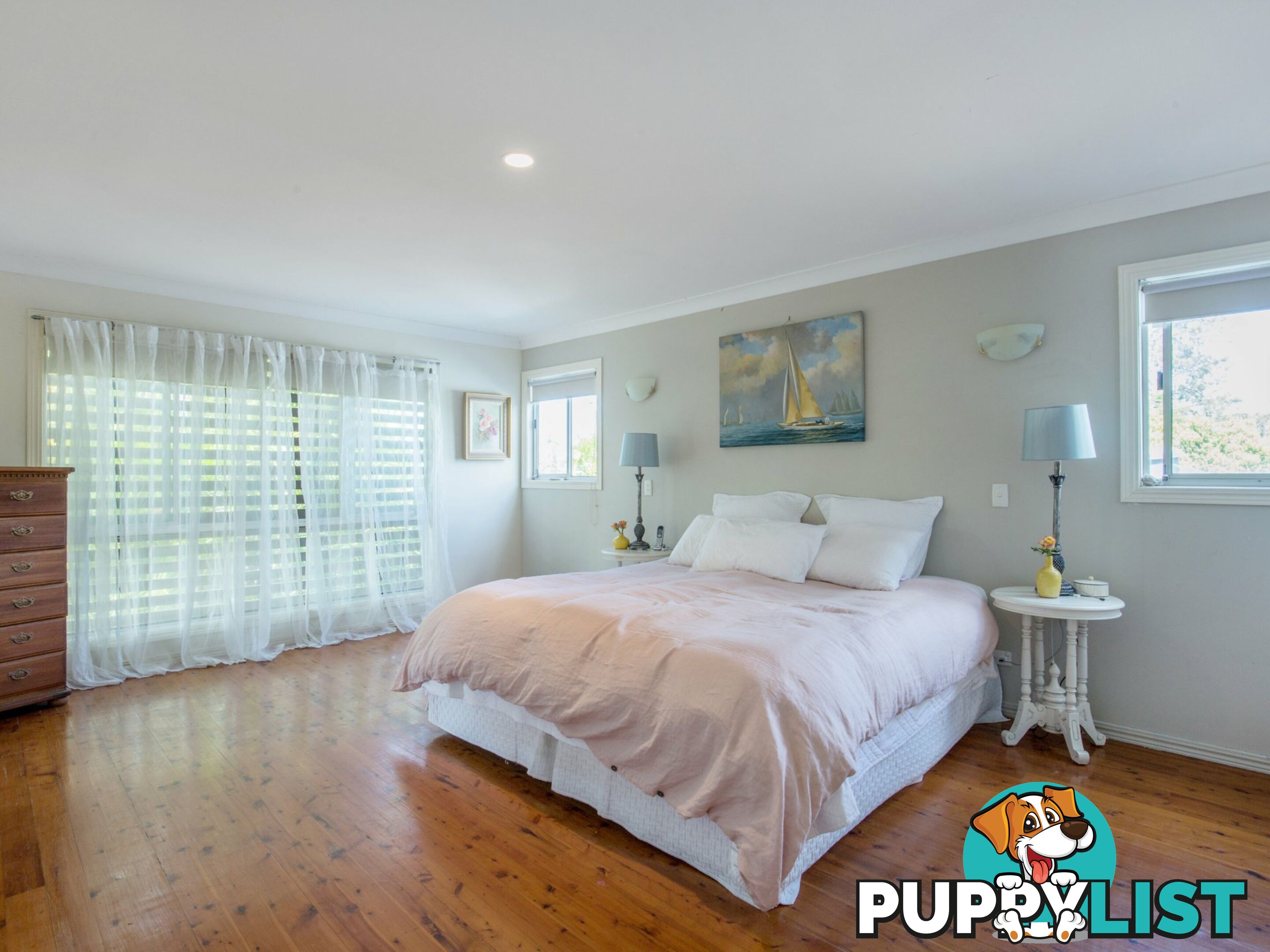 80 Monaco St BROADBEACH WATERS QLD 4218