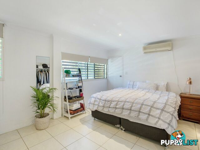 80 Monaco St BROADBEACH WATERS QLD 4218