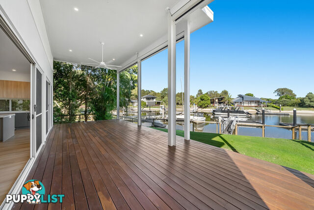 8 Kookaburra Crt SOUTH STRADBROKE QLD 4216