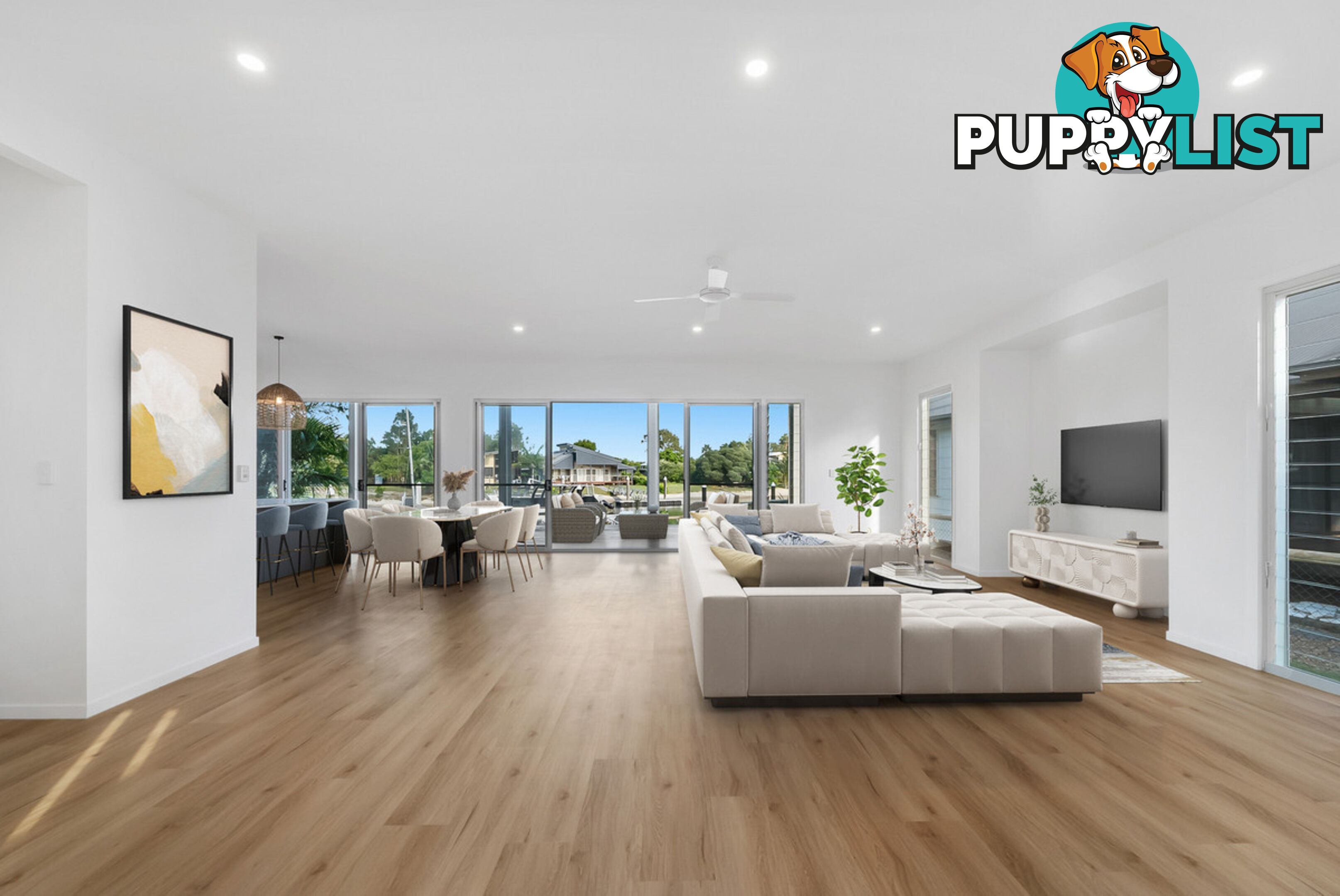 8 Kookaburra Crt SOUTH STRADBROKE QLD 4216