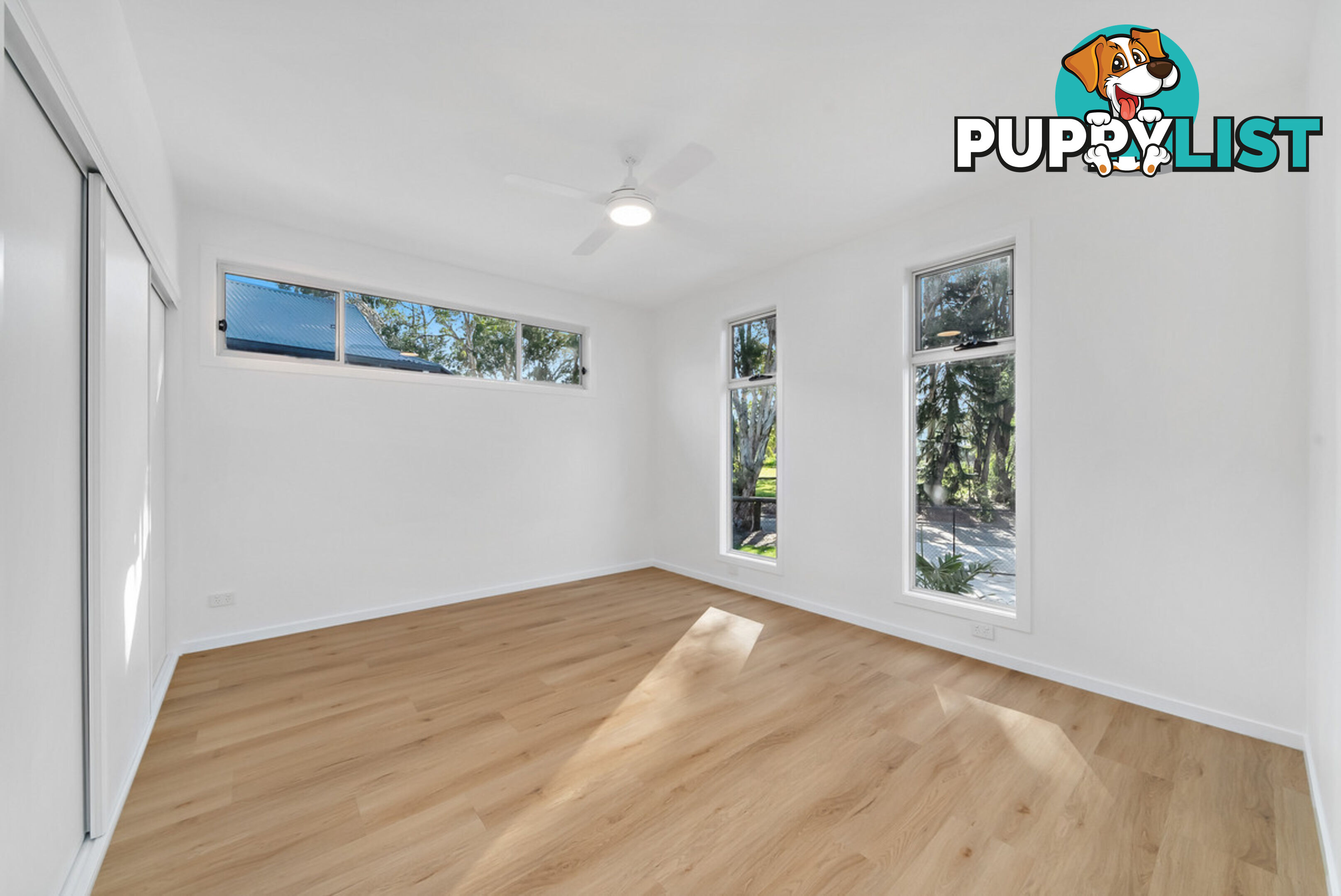 8 Kookaburra Crt SOUTH STRADBROKE QLD 4216