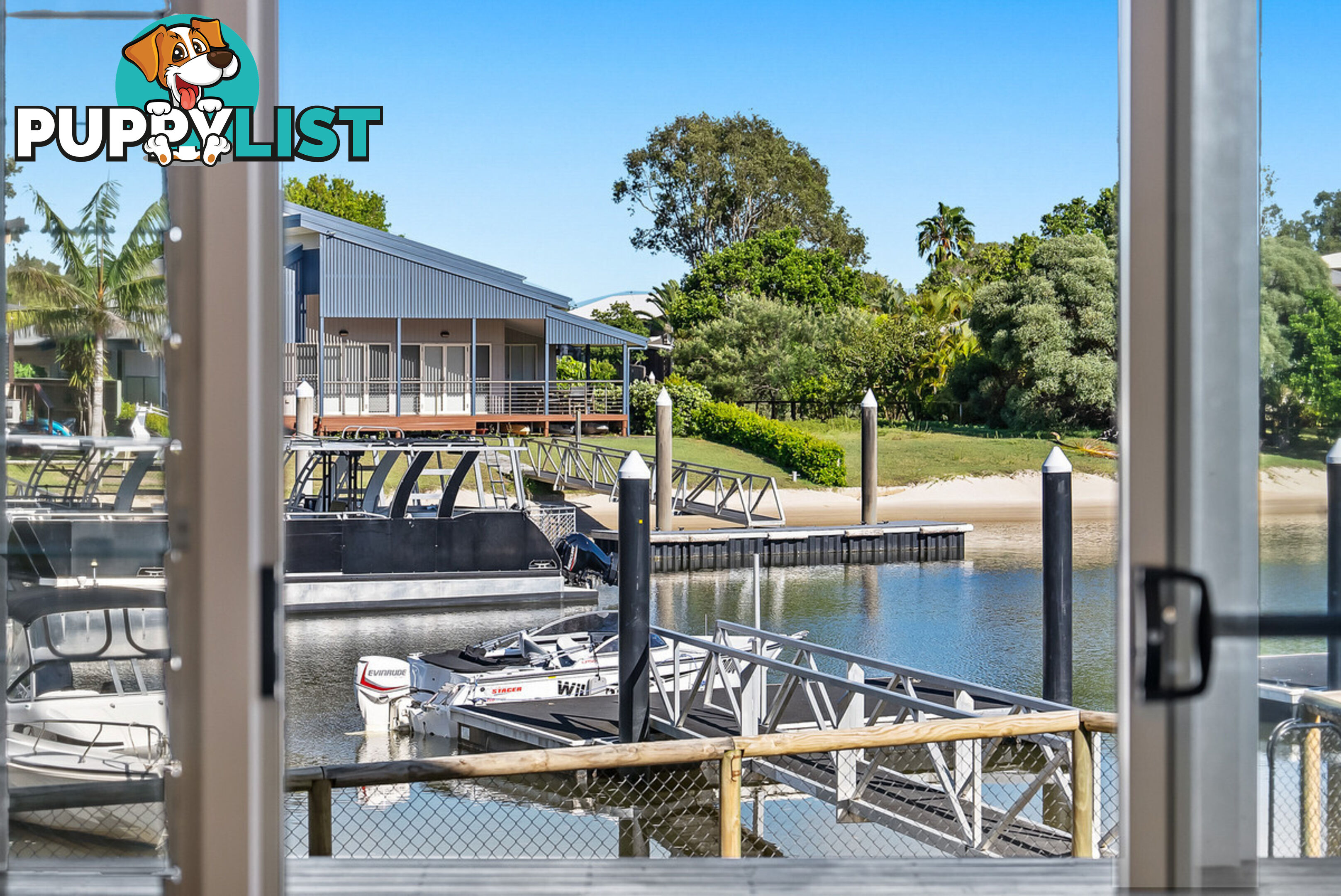 8 Kookaburra Crt SOUTH STRADBROKE QLD 4216