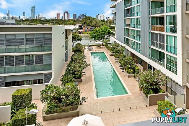 2318/33 T E Peters Drive BROADBEACH WATERS QLD 4218