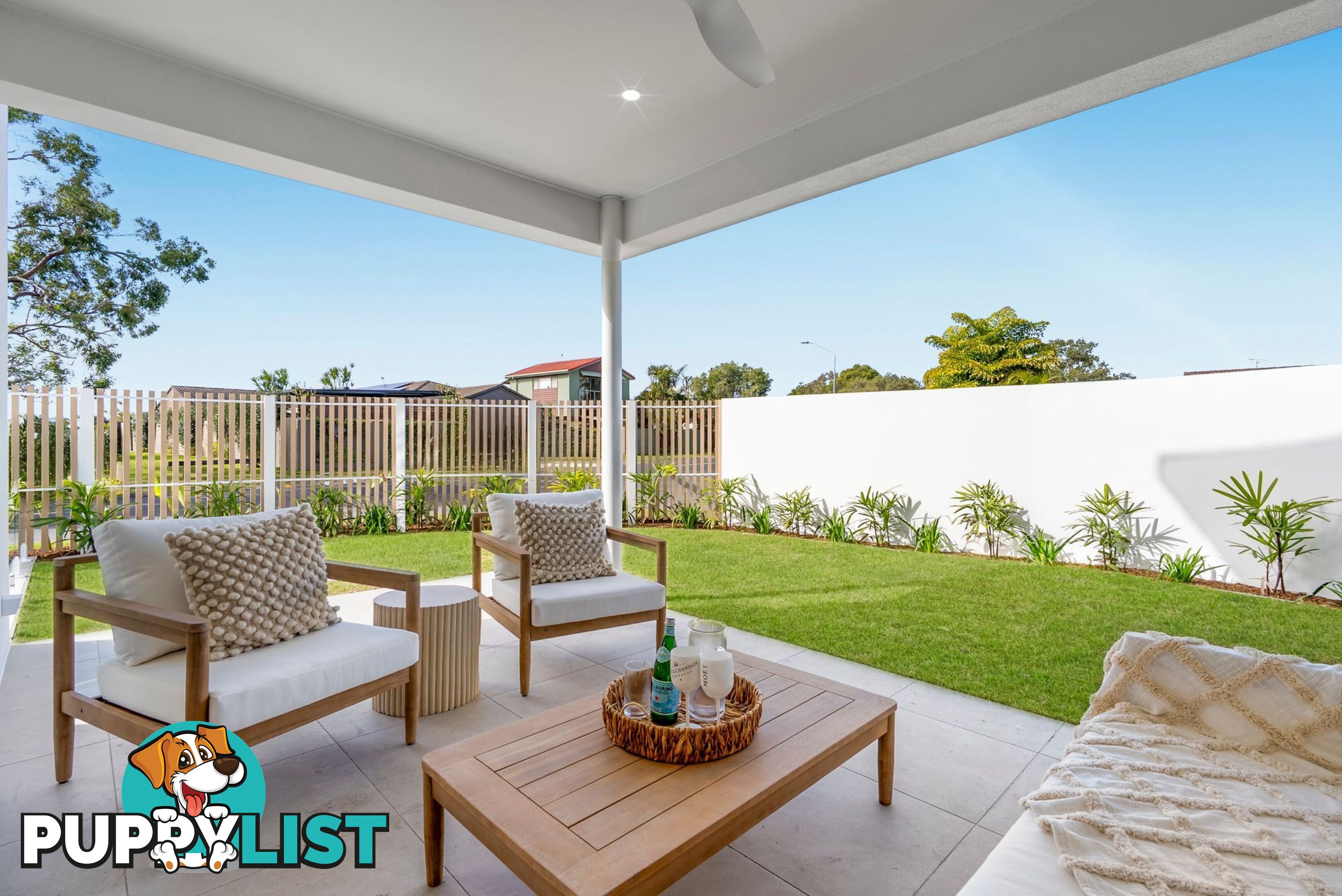 1 Tween Court Mermaid Waters QLD 4218