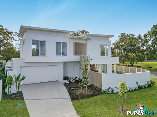 1 Tween Court Mermaid Waters QLD 4218