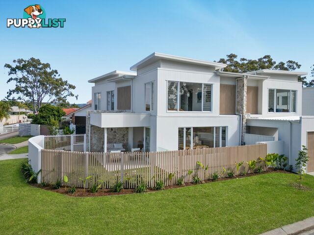 1 Tween Court Mermaid Waters QLD 4218