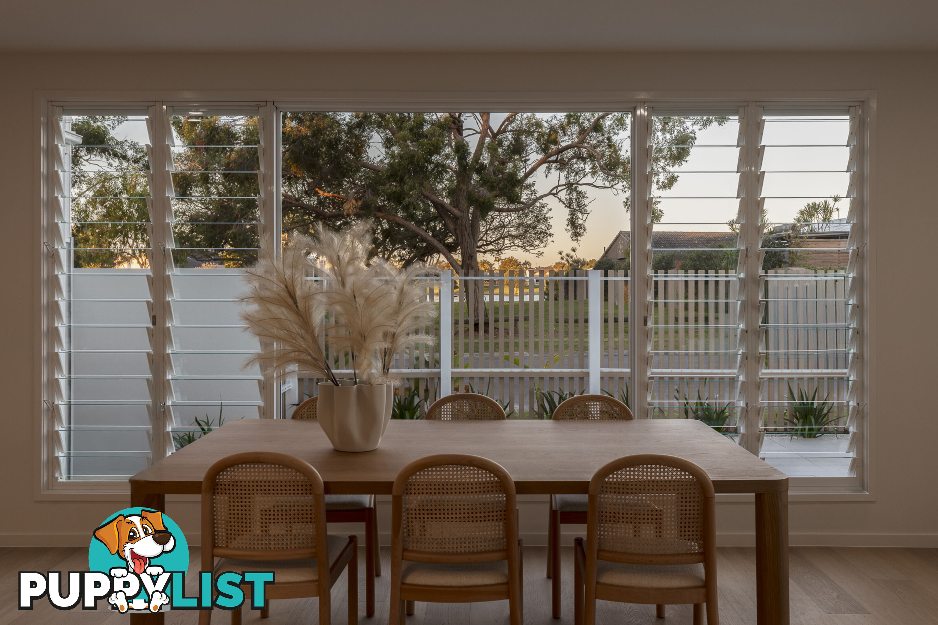 1 Tween Court Mermaid Waters QLD 4218