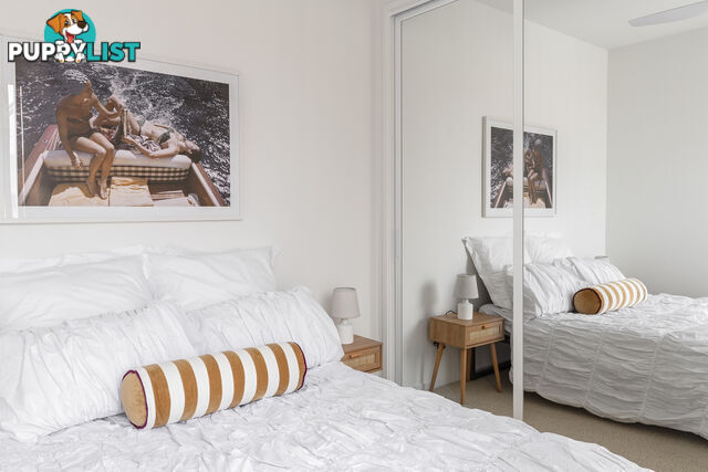 1 Tween Court Mermaid Waters QLD 4218