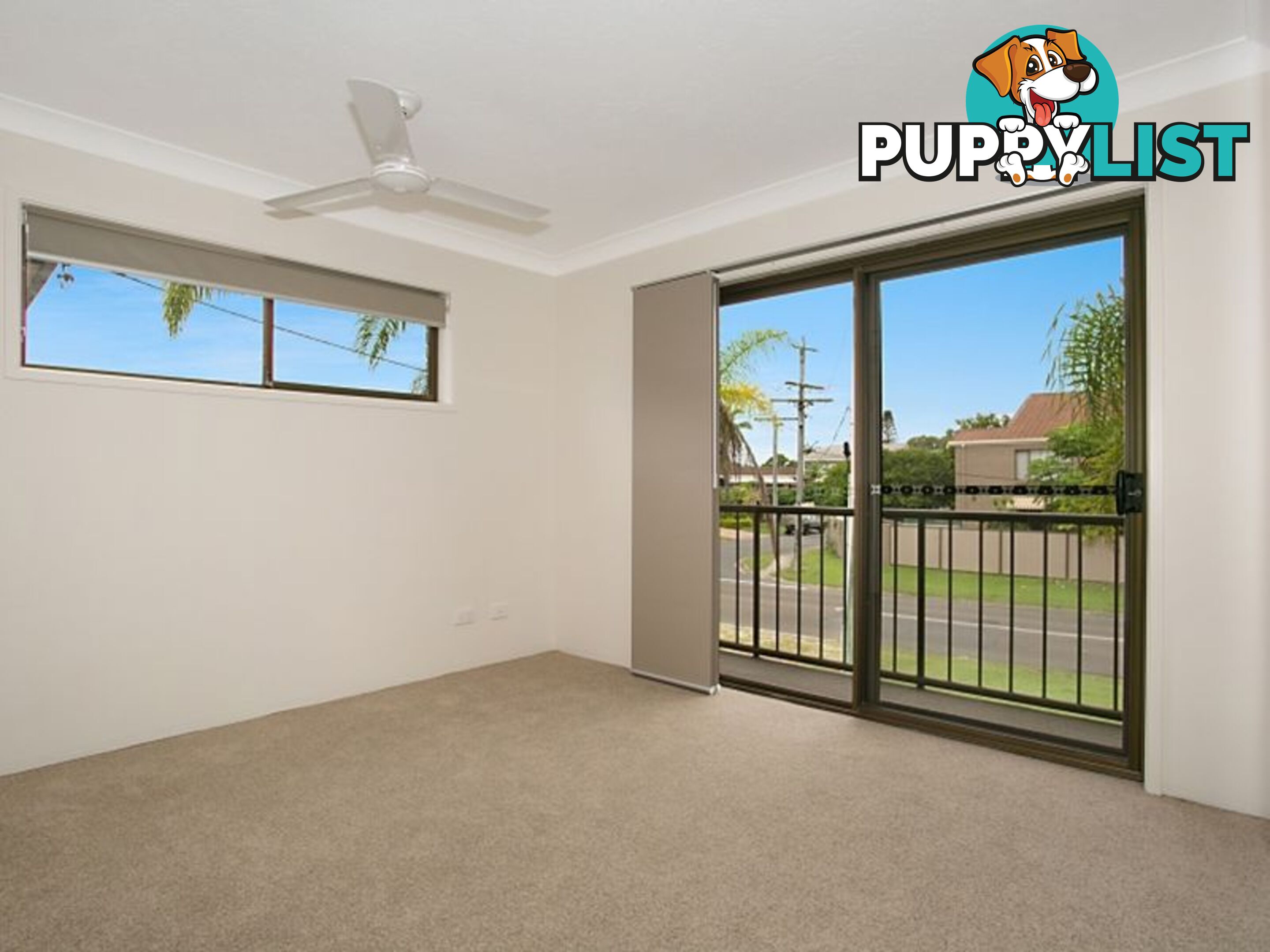 1/33 Surfers Avenue MERMAID WATERS QLD 4218