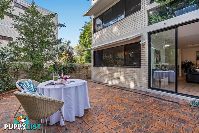 1 22-26 Rudd Street BROADBEACH WATERS QLD 4218