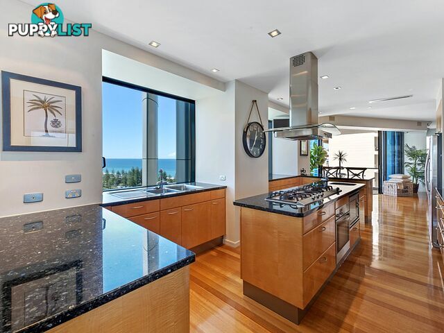 32/11 Peak Avenue MAIN BEACH QLD 4217