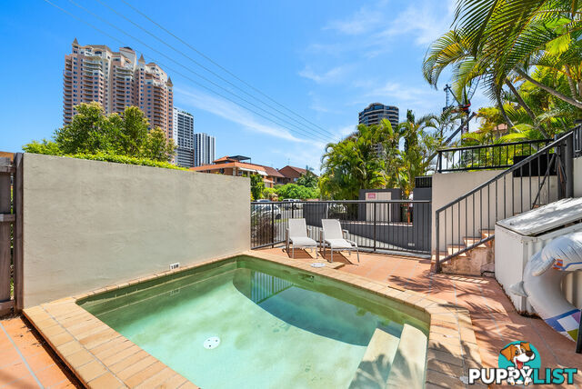 3 15 Britannia Avenue Broadbeach QLD 4218