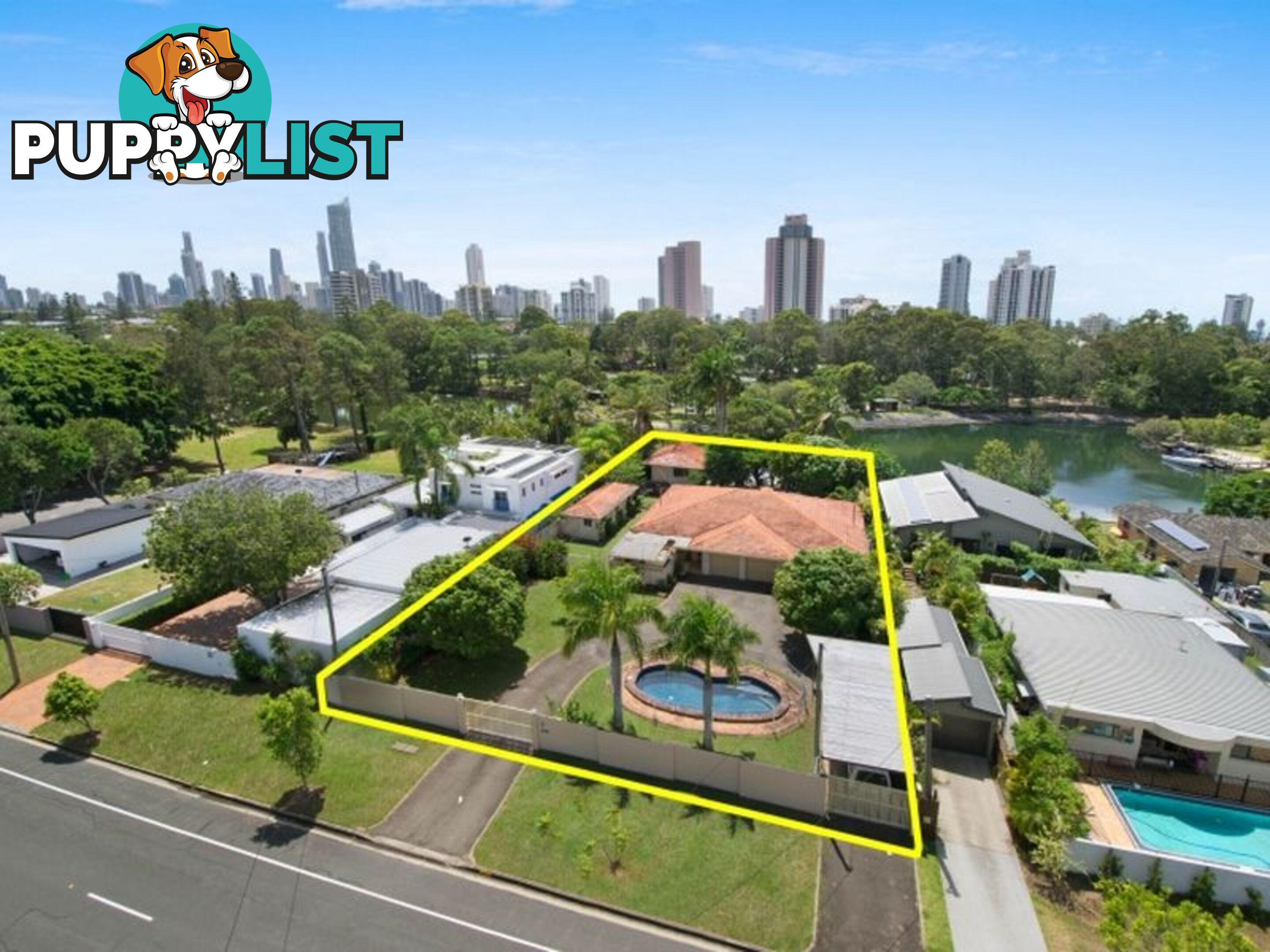 72 Savoy Drive BROADBEACH WATERS QLD 4218