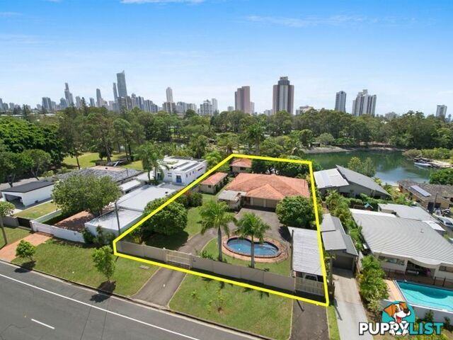 72 Savoy Drive BROADBEACH WATERS QLD 4218