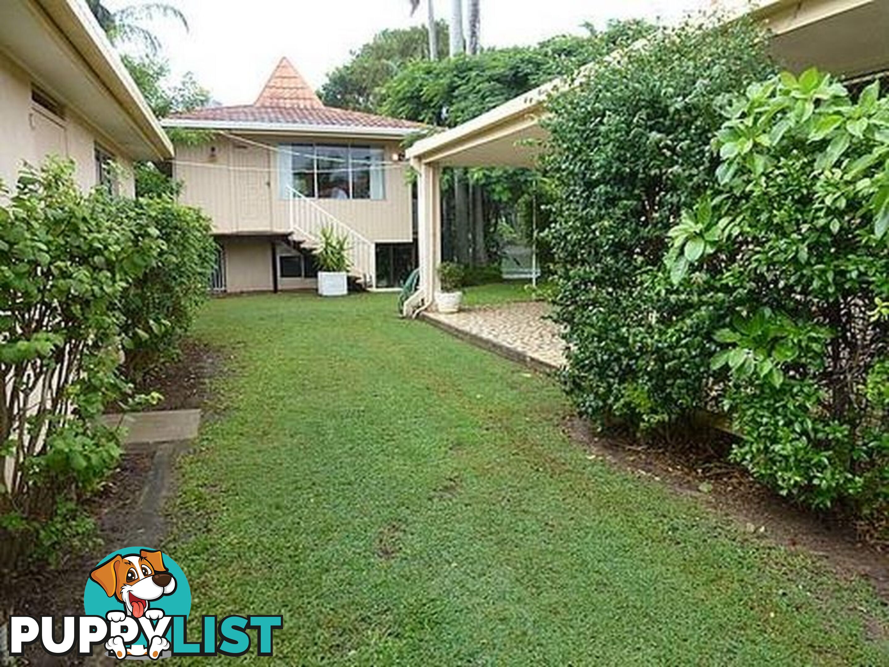 72 Savoy Drive BROADBEACH WATERS QLD 4218