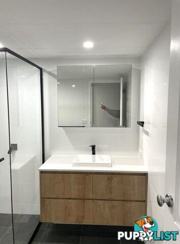 26 5 Queensland Avenue Broadbeach QLD 4218