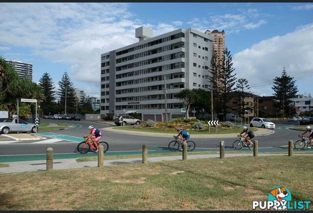 26 5 Queensland Avenue Broadbeach QLD 4218