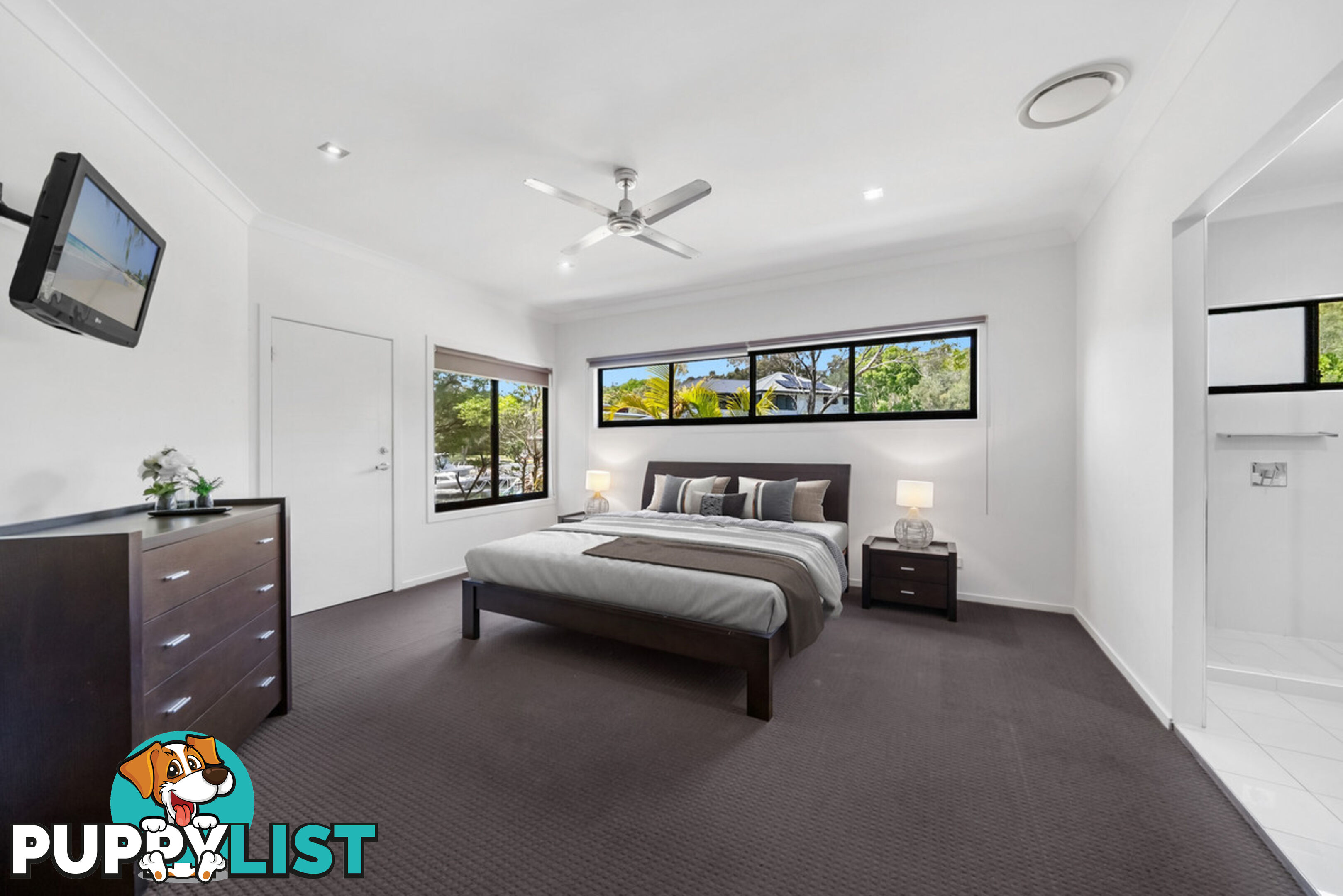 5 Livistona Crt South Stradbroke QLD 4216